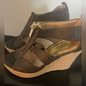 Michael Kors Women's Berkley Mid Espadrille Wedge Sandal